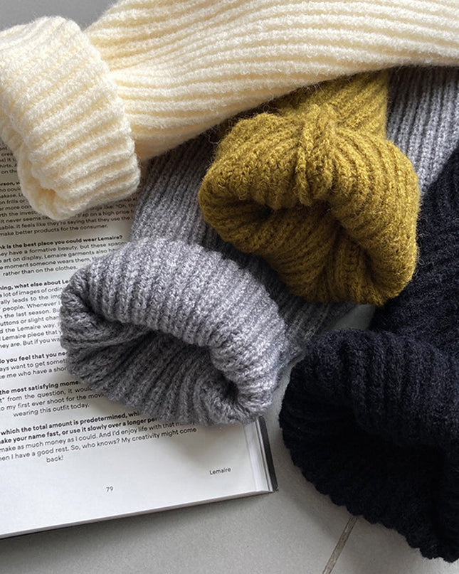 Touka Knitted Shrug Scarf - Gray